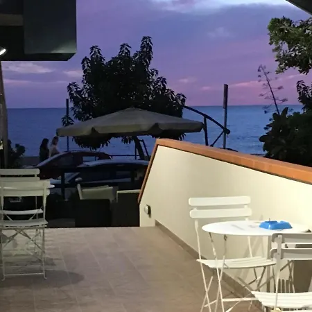 Couette-café Da Umby 3*
